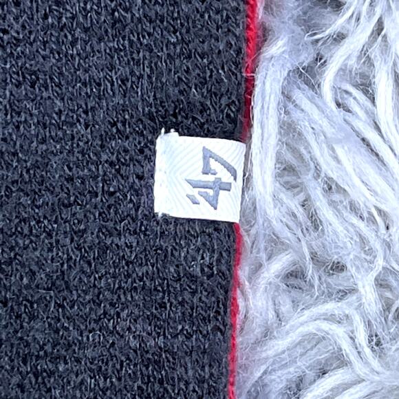 Chicago Blackhawks 47 Brand NHL Reversible Tassels Scarf Patch Unisex Red Black - Picture 4 of 4